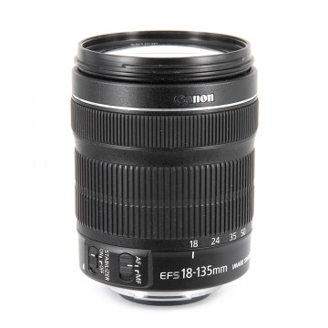 Canon zoom lens EF-s 18-135mm/3.5-5.6 IS STM (Canon EF-s)