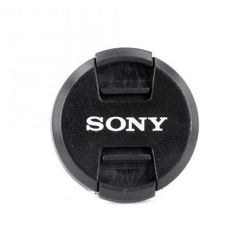 Крышка на объектив с надписью Sony