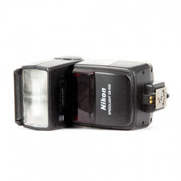 Вспышка Nikon Speedlight SB-600 (Nikon)