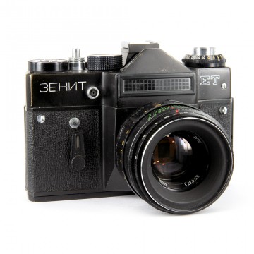 ЗЕНИТ-ЕТ + Гелиос-44-2 58mm/2,0