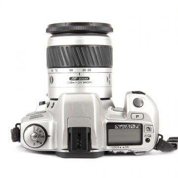 Minolta Dynax 505si + Minolta AF zoom 28-80mm/3,5-5.6